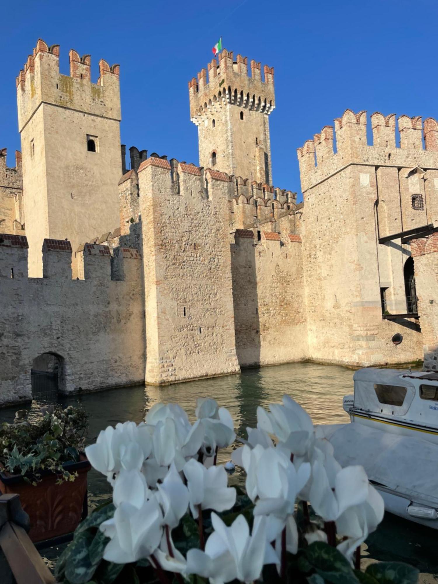 Sirmione Apartamento Exterior foto